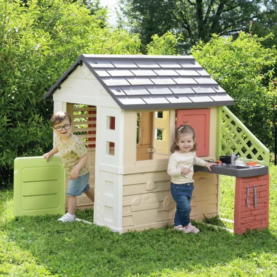Win A Smoby Playhouse & Kitchen